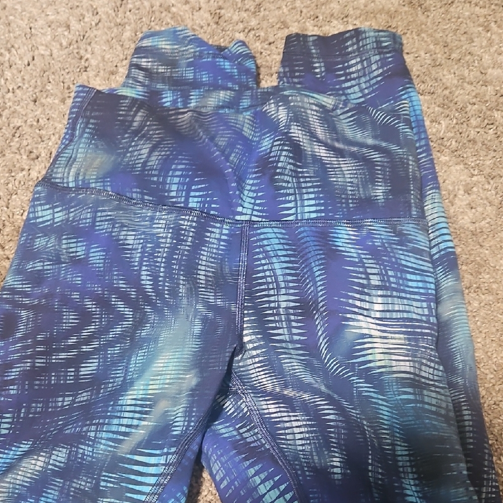 lululemon athletica Kids Leggings in Blue and White Pattern
